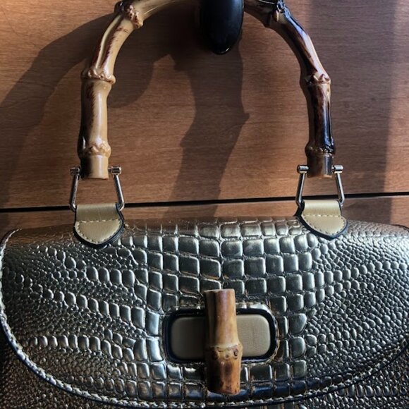 Gucci Bamboo Style Gold Mini Bag With Strap Top Handle Crossbody NWOT - Picture 3 of 6